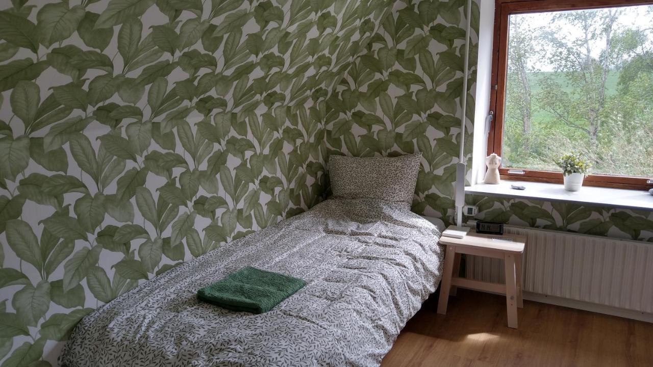 Cosy Farmhouse Single Bedroom Стеге Экстерьер фото